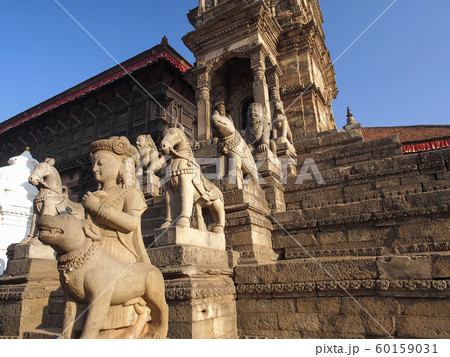 ネパール・バクタプル ダルバール広場の寺院群 / Durbar Square, Bhaktapur 60159031