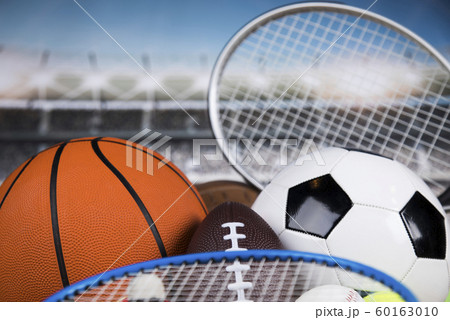 Cups of winners award, Sport equipment and balls 60163010