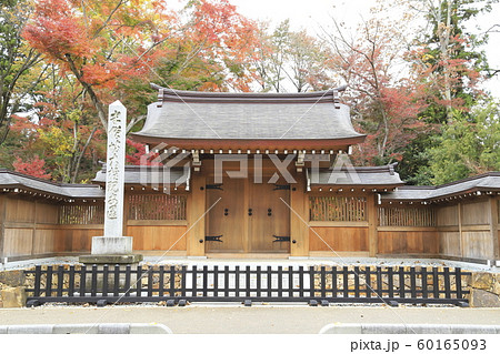 秋の平林寺　半僧門（はんそうもん）　埼玉県新座市　 60165093