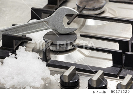 key for repair on a gas stove 60175529