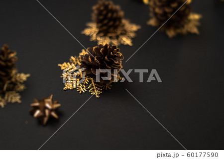 Golden christmas decorations - Christmas ornament Golden christmas decorations - Christmas ornament 60177590