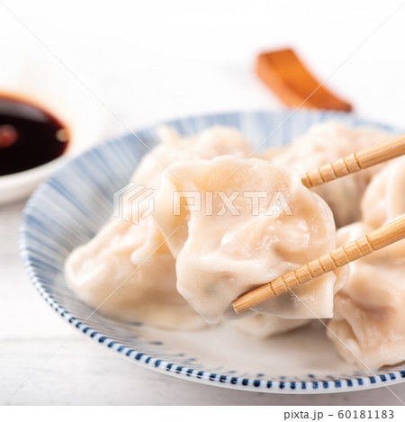 だんご 餃子 団子 60181183
