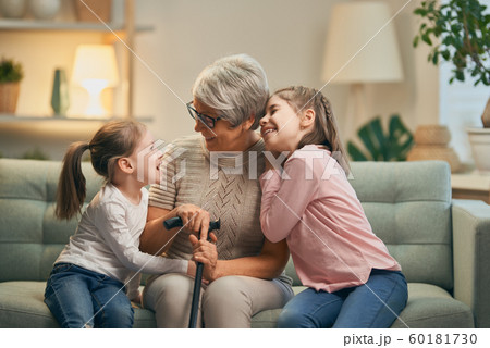 girl and her grandmother 60181730