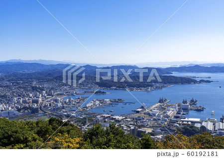 [長崎県]佐世保市全景（弓張展望台） 60192181