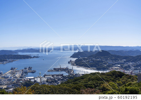 [長崎県]佐世保市全景（弓張展望台） 60192195