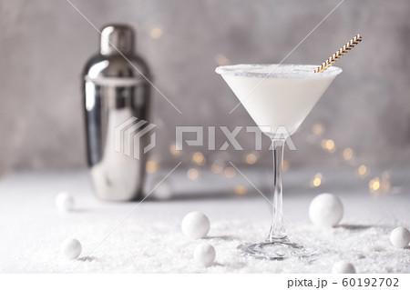 Winter milky cocktail Winter milky cocktail 60192702
