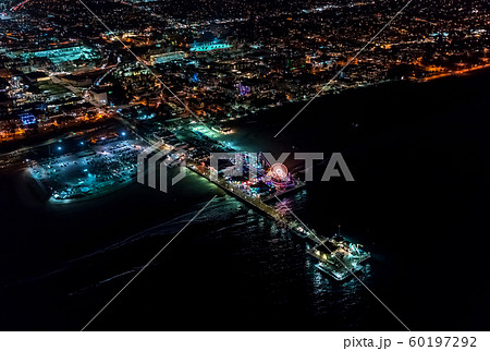 Aerial view of the Santa Monica shoreline at night 60197292