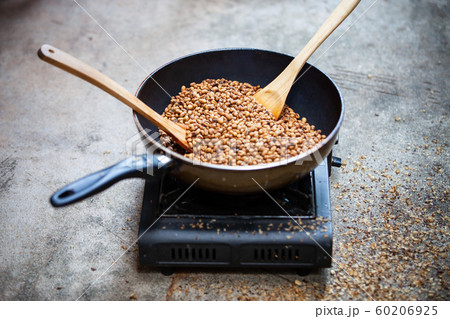 Traditional roasting coffee at home,  freshly 60206925