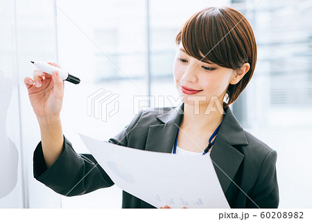 ビジネスウーマン 60208982