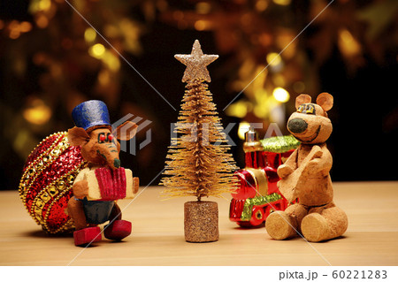 gold fir tree rat wooden table gold fir tree rat wooden table 60221283