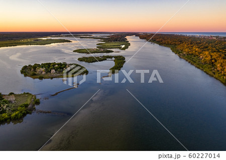 Aerial view Ormond Beach Washington Park where river meets the sea 60227014