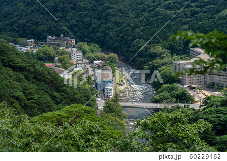 栃木県那須塩原市　塩原温泉　箒川　福渡橋　（8月）　俯瞰 60229462