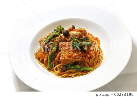 スパゲッティ 60233196