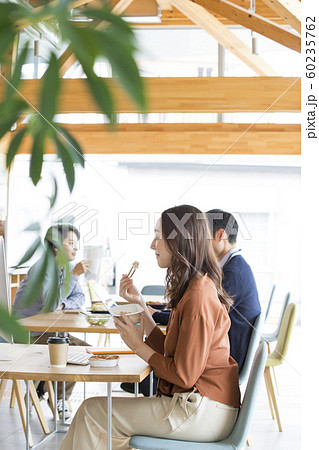 社員食堂 60235762
