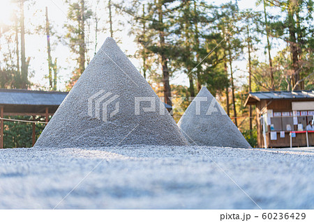京都 上賀茂神社 立砂 京都 上賀茂神社 立砂 60236429
