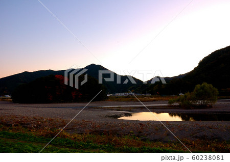 静岡市の里山 暮秋 静岡市の里山 暮秋 60238081