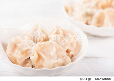 だんご 餃子 団子 60248606