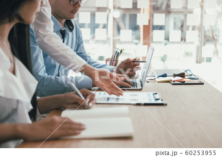 business people discussing on performance revenue business people discussing on performance revenue 60253955