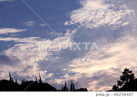 夕刻の空 夕刻の空 60256407