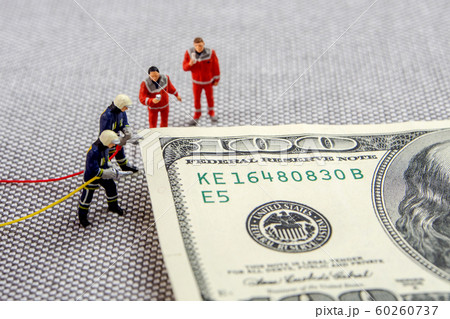 what is going on with american dollar and world 60260737