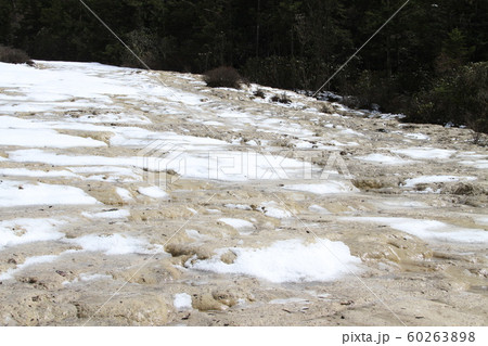 中国九寨溝・黄龍の風景 60263898