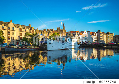 the shore of water of leith, edinburgh the shore of water of leith, edinburgh 60265748