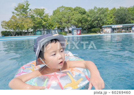 6 years old 6 years old 60269460