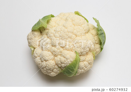 カリフラワー　白背景 60274932