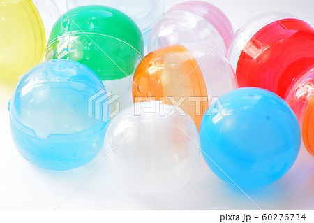 ガチャガチャのカプセル ガチャガチャのカプセル 60276734