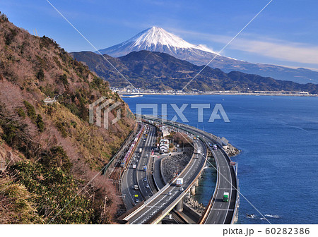 さった峠からの富士山-6472 60282386