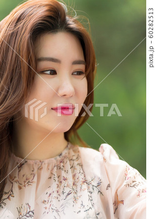 人 人間 韓国人 60282513