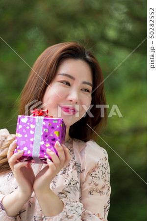 女性 女 女の子 60282552