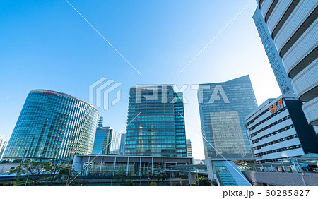 日本の横浜都市景観 日産自動車グローバル本社などを望む 日本の横浜都市景観 日産自動車グローバル本社などを望む 60285827