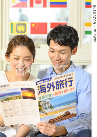 カップル・夫婦 海外旅行の計画 カップル・夫婦 海外旅行の計画 60290149