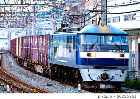 朝のEF210 60295863