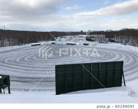 グラウンド 60299095