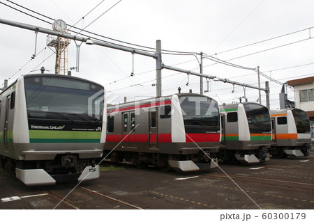 東京総合車両センターで展示されるE233系 東京総合車両センターで展示されるE233系 60300179