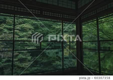 京都 瑠璃光院 お寺 寺 寺社仏閣 八瀬 比叡山 叡山電車 広告 写真素材 紅葉 素材 京都 瑠璃光院 お寺 寺 寺社仏閣 八瀬 比叡山 叡山電車 広告 写真素材 紅葉 素材 60307358
