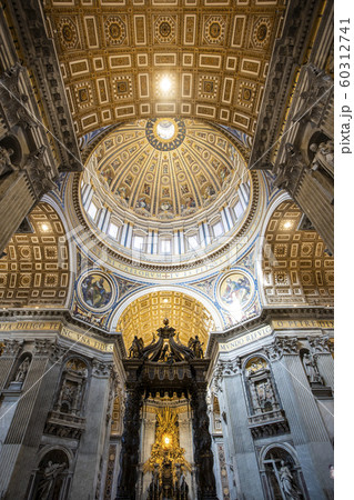 サン・ピエトロ大聖堂 バチカン市国 60312741