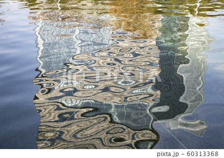 建物 風景 反射 60313368