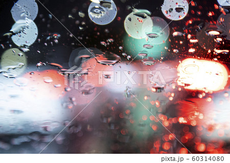 非 雨滴 窓 60314080
