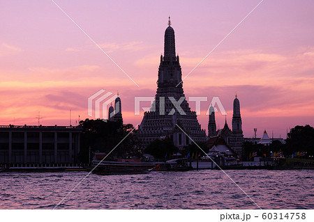 Thai temple Wat Arun Thai temple Wat Arun 60314758
