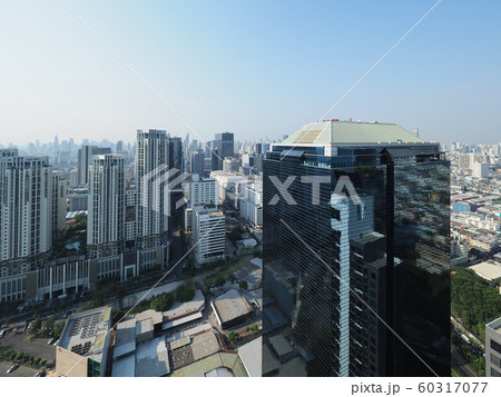 タイ・バンコク ラチャダーピセーク通り 高層ビル群 / Bangkok, Thailand タイ・バンコク ラチャダーピセーク通り 高層ビル群 / Bangkok, Thailand 60317077