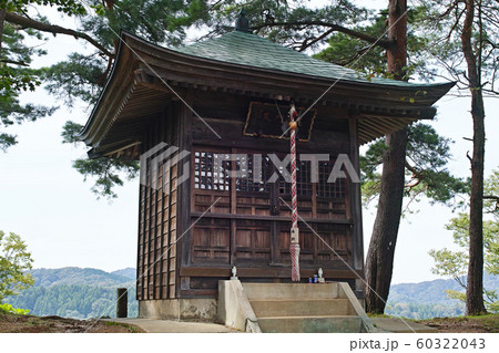 新潟県/ 春日山城跡 毘沙門堂(春日山城阯) 新潟県/ 春日山城跡 毘沙門堂(春日山城阯) 60322043