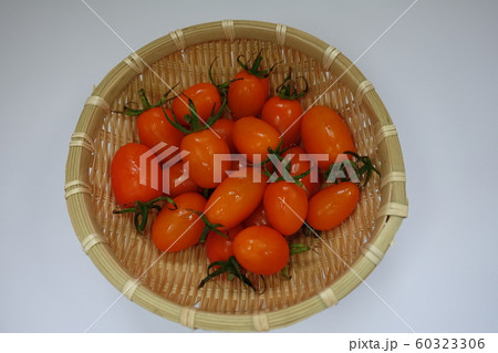 トマト トマト 60323306