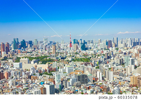 東京都の都会の街並みの写真素材