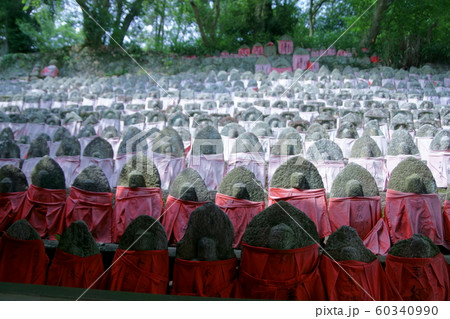 信貴山 千体地蔵 60340990