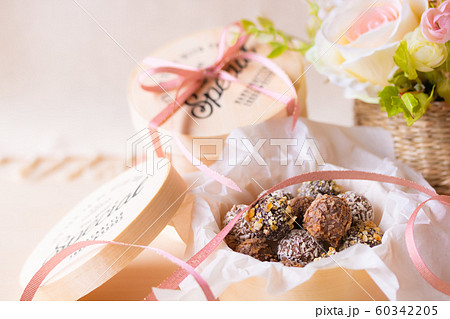 トリュフチョコレート 60342205