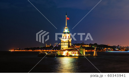 Famous Maiden's Tower in Istanbul, night lights Famous Maiden's Tower in Istanbul, night lights 60343941