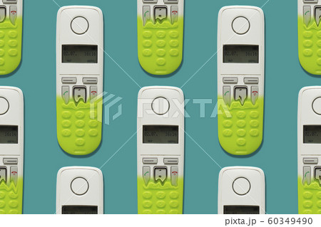 DECT phone turning into a toy phone. DECT phone turning into a toy phone. 60349490